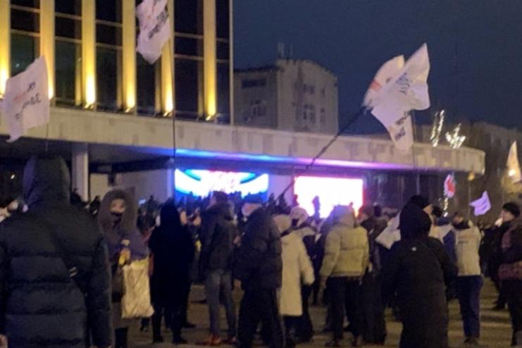 Мітингуючі підприємці нагрянули на концерт "Вечірнього кварталу"