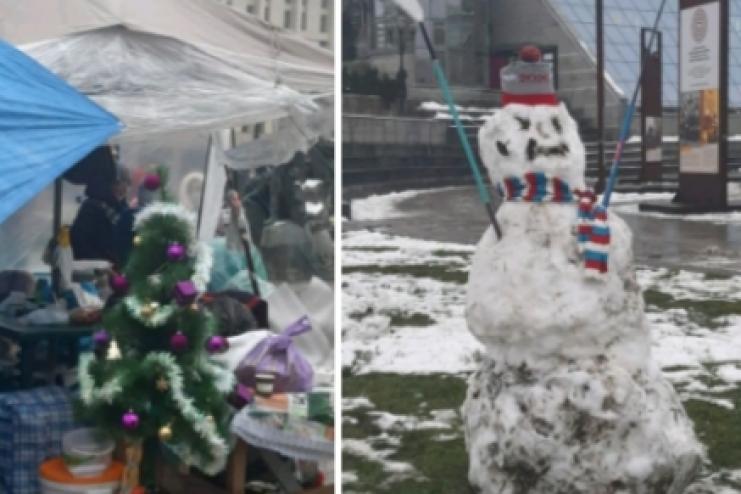 ФОПи на Майдані вже прикрасили ялинку 