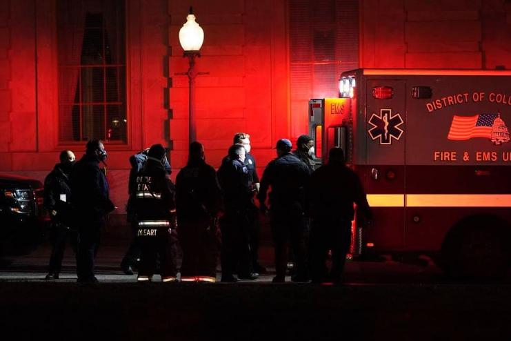 В США умер полицейский, пострадавший во время штурма Капитолия