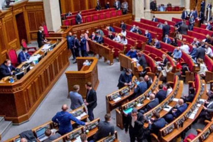 У Верховній Раді розроблять законопроект про надання виборцям права відкликати народних депутатів