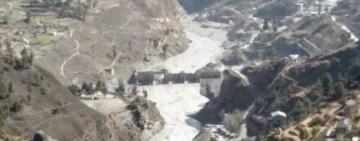 150 людей зникли безвісти: у Гімалаях зійшов льодовик