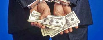 Сотрудник одесского банка присвоил деньги клиента - полиция