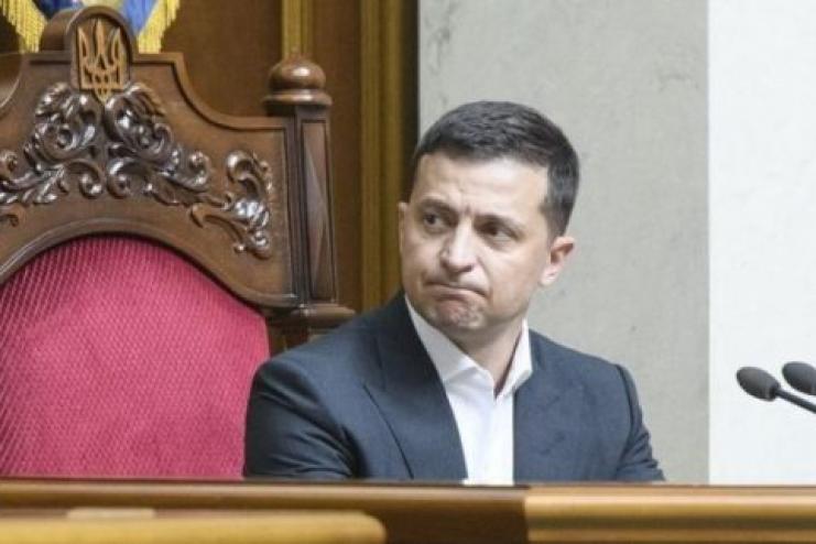 В Верховной Раде начали собирать подписи за импичмент президента Зеленского