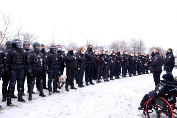 😔 До слез: смертельно больному ребенку полицейские подарили чудо и исполнили мечту (видео)