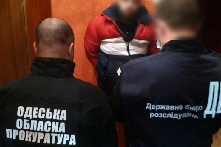 ИНСПЕКТОР ОДЕССКОЙ НАЛОГОВОЙ ЗАДЕРЖАН НА ВЗЯТКЕ