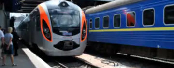 В Україні припиняють продаж квитків на потяги до Прикарпаття