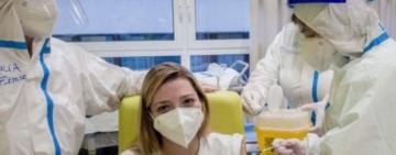 У світі зробили понад 300 млн щеплень проти коранавірусу