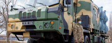 «Дякую за сумлінне виконання обов’язку» — Олег Радковський під час передачі ВМС комплексів "Нептун"