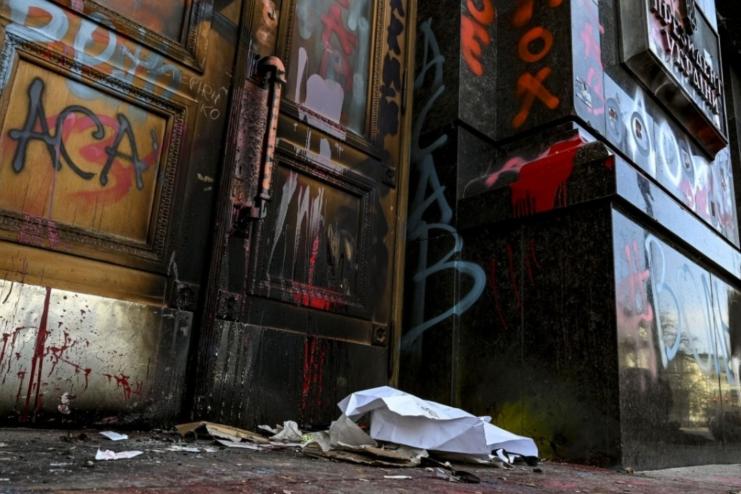 Пошкодження будівлі Офісу Президента оцінюють у майже 2 мільйони гривень