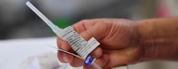 В Минздраве сообщили об еще одной смерти после COVID-вакцинации