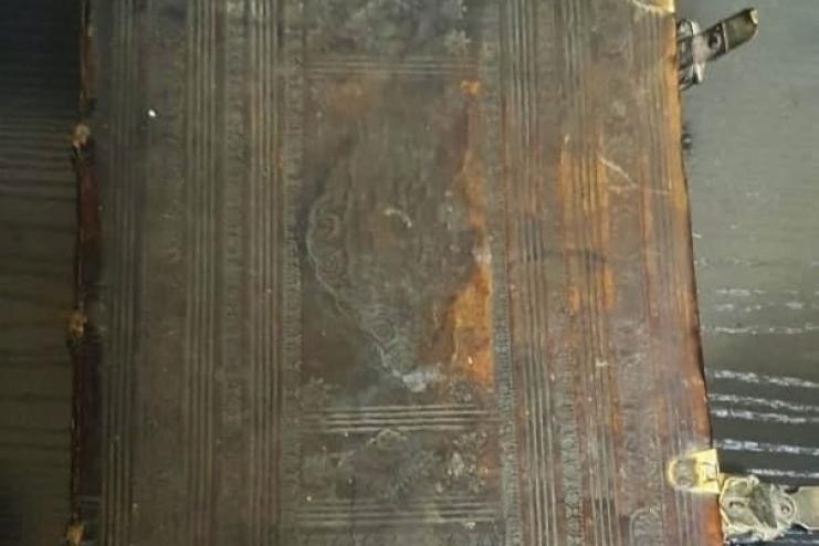 В Одесской области иностранец пытался вывезти в Молдавию старинное Евангелие