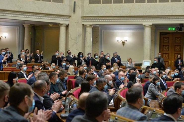 Рада одобрила выделение бизнесу по 8000 грн: кому положены, а кому - нет