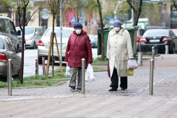 Повышение пенсионного возраста для женщин, новый норматив для банков. Что изменилось с 1 апреля?