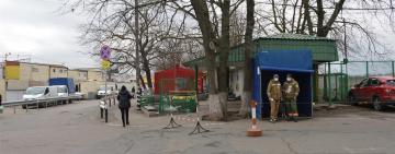 Санитарные блокпосты и ужесточённый доступ: на "7 километре" усиливают карантинные меры