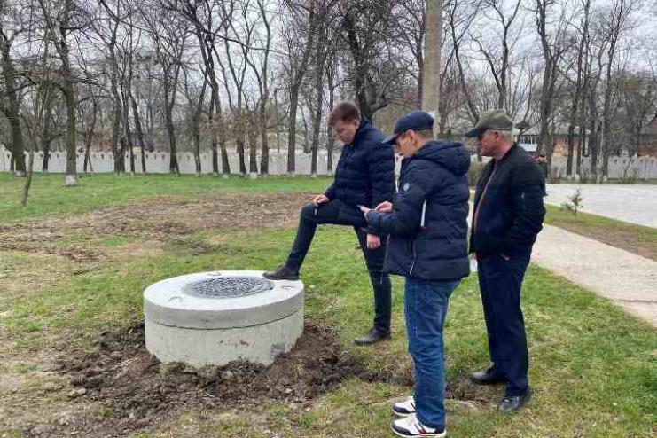 Ремонт оглядових каналізаційних колодязів в Арцизі: КП "ВОДОКАНАЛ" ЗВІТУЄ ПРО  ПЕРЕБІГ РОБІТ