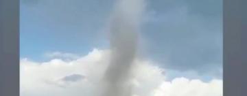 В Одесской области очевидцы засняли водяной смерч (ВИДЕО)