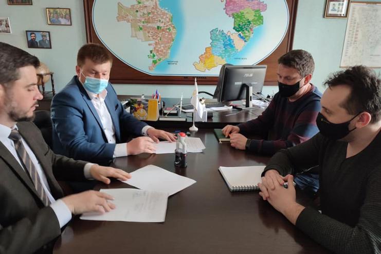 "УКРПОШТА" УКЛАЛА МЕМОРАНДУМ З ГОЛОВОЮ АРЦИЗЬКОЇ ГРОМАДИ СЕРГІЄМ ПАРПУЛАНСЬКИМ