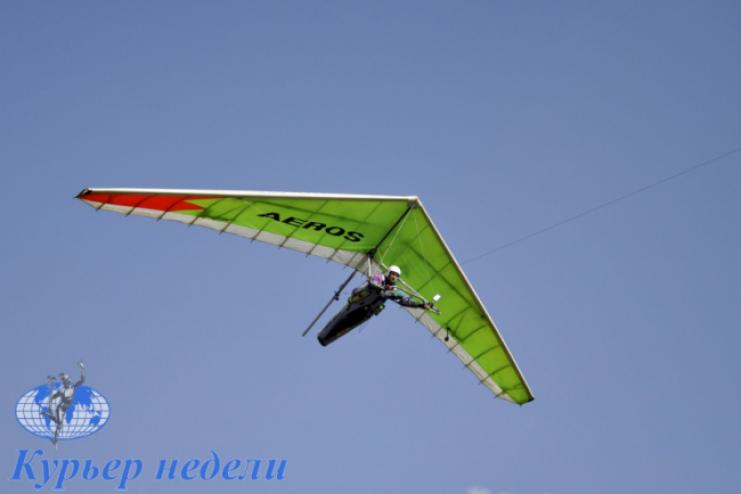 Уже зовет меня в полет: дельтапланерист из Рени открыл сезон полётов в Придунавье