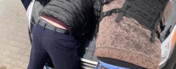 5 тис дол США за закриття кримінального провадження – на Одещині викрито посадовця  поліції 