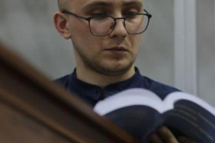 У приміщенні Одеського апеляційного суду, де проходить слухання справи Стерненка, силовики поводять обшук