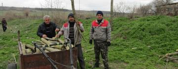 Тарутинская ОТГ: и экоакцию провели, и дрова на нужды громады подготовили