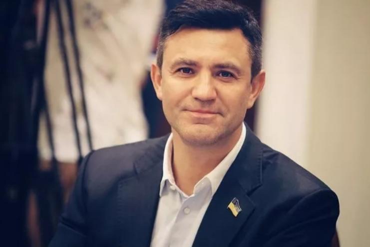 Тищенко прокоментував свою вечірку до дня народження дружини 