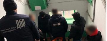 3000 ДОЛАРІВ США ЗА СПРИЯННЯ В УКРИТТІ ДОКАЗІВ ВИНУВАТОСТІ: НА ОДЕЩИНІ СУДИТИМУТЬ ЕКСКЕРІВНИКА СЛІДЧОГО ПІДРОЗДІЛУ 