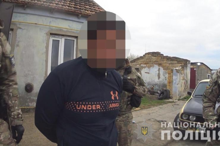 В ОДЕССКОЙ ОБЛАСТИ МУЖЧИНА ДВА ГОДА НАСИЛОВАЛ МАЛОЛЕТНЮЮ ПАДЧЕРИЦУ