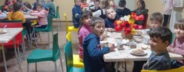 У шкільну їдальню Долинівки закупили нові меблі 