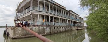 Как в Килии целая эпоха уплывала или прощай дебаркадер