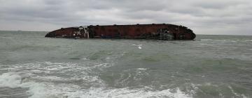 Горе-танкер "Делфи" признан госсобственностью