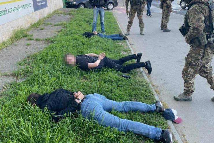 В ОДЕССЕ  БАНДА "ТАКСИСТОВ" СОВЕРШАЛА ГРАБЕЖИ И РАЗБОИ
