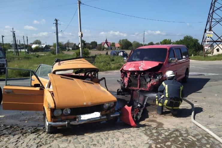 В ДТП под Одессой погибла многодетная мать, дети остались сиротами