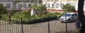 На территории школы Одесчины "Муниципальна варта" применила оружие