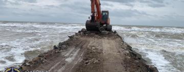 НАХАЛСТРОЙ В ЛЕБЕДЁВКЕ: ЖИТЕЛЮ АККЕРМАНА ВРУЧИЛИ ПОДОЗРЕНИЕ