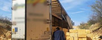 В Одесской области будут судить мужчину, незаконно добывавшего ракушняк