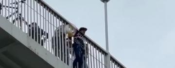 В Одессе полиция и спасатели спасли мужчину, который хотел покончить жизнь самоубийством