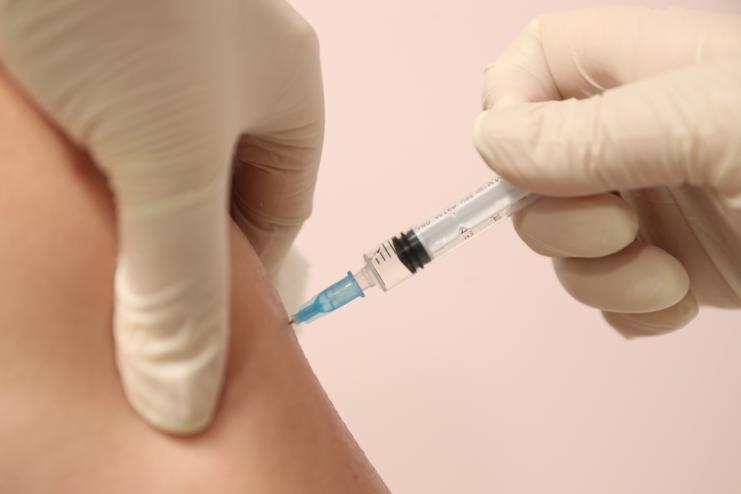 Україна готується до вакцинації підлітків від коронавірусу – МОЗ