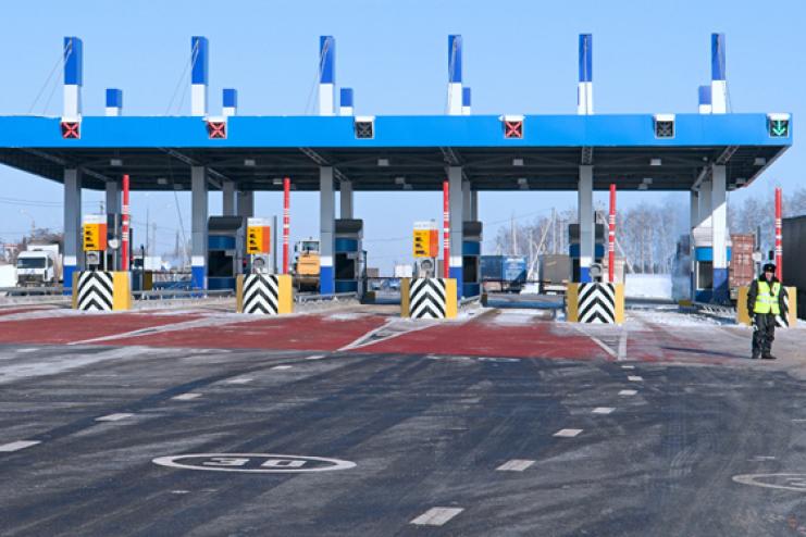 В Украине определились с платными дорогами: список и цены