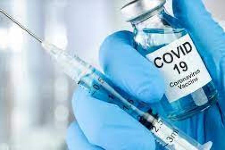 Минздрав предлагает ввести обязательную COVID-вакцинацию для школьников