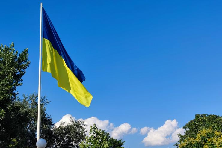 На огромные флаги ко Дню Независимости планируют потратить 170 млн. грн