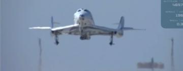 Мільярдер Річард Бренсон  успішно повернувся з космічної прогулянки