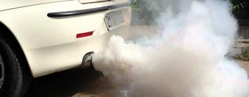 З 2035 року в ЄС хочуть заборонити автівки на бензині та дизелі