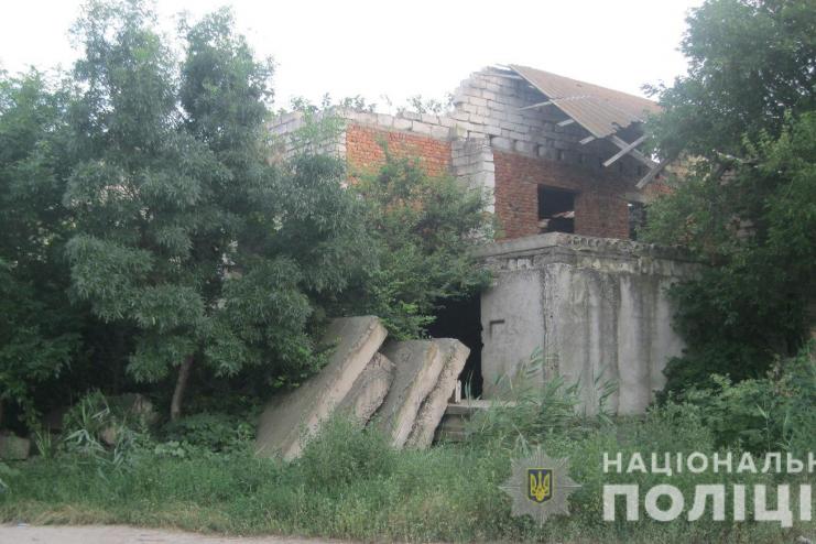 18-летний житель Аккермана ударил кирпичом по голове знакомого и оставил умирать на стройке