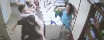 В Фонтанке чеченцы спасли главу громады от наркомана с ножом (ВИДЕО)