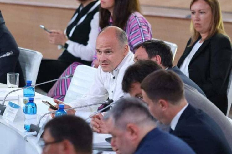 Украина вскоре будет вынуждена внедрять ограничения для невакцинированных граждан - Радуцкий