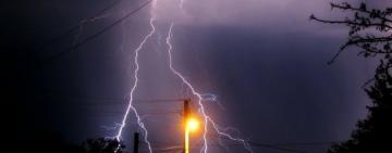 Непогода обесточила 18 населенных пунктов Одесской области