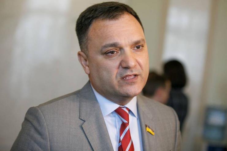   Офіс Генпрокурора розслідує підробки в дисертаціях Чорного та Киви