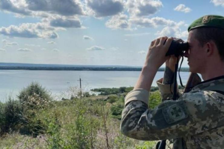 В Одесской области пограничники спасли рыбака