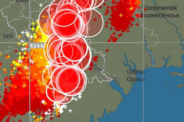 ⚡️Сейчас грозы будут штурмовать Одесскую область...